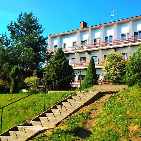Osrodek Wypoczynkowy " Bieszczady" Hotel Мичковце Екстериор снимка